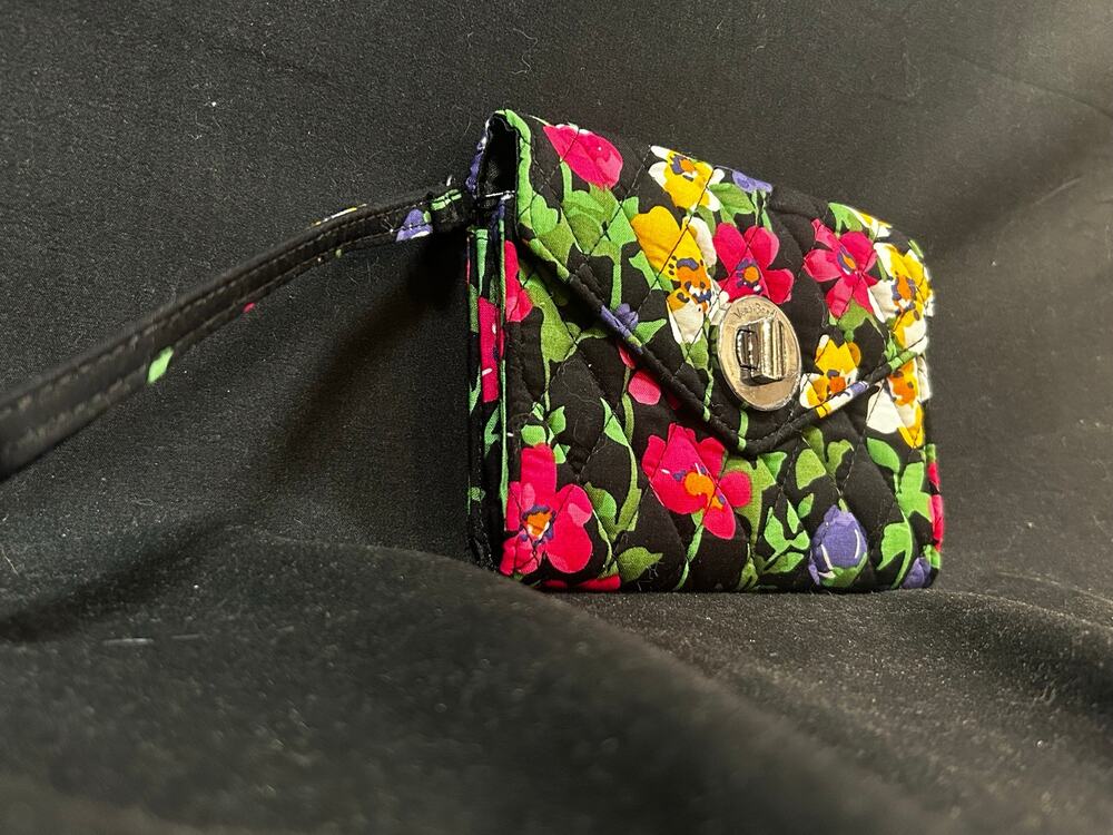 Vera Bradley Your Turn Smartphone Wristlet Wildflower Garden Floral With Tags
